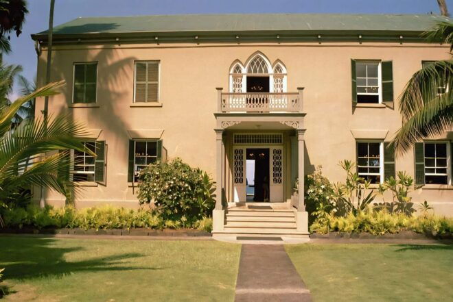 Kailua-Kona: Haunted History Ghost Walking Tour - Paranormal Experiences
