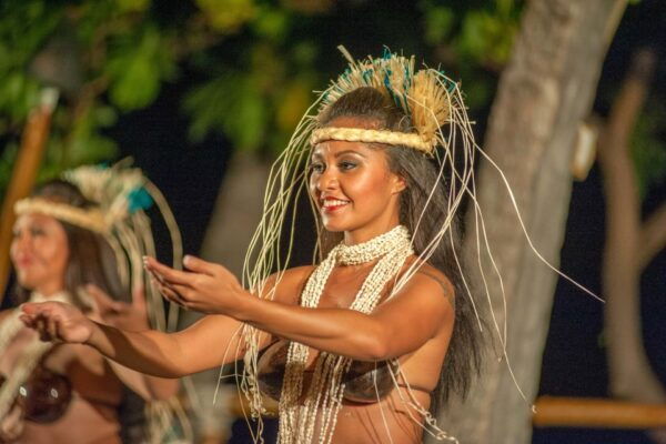 Kailua-Kona: Voyagers of the Pacific Luau With Buffet Dinner - Important Information and Tips