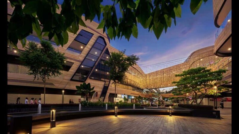 Kajang: Sak Dato Temple, EcoHill Park & Pineapple Farm Tour - The Sum Up