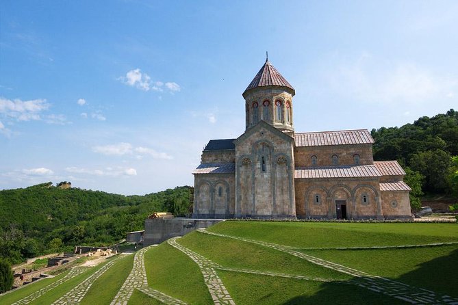 Kakheti: Sighnaghi + Bodbe Monastery + Gurgeniani Waterfall - Scenic Drive Through Kakheti