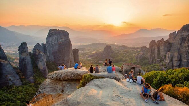 Kalabaka/Kastraki: Meteora Sunset, Monastery, and Caves Tour - Dress Code Requirements
