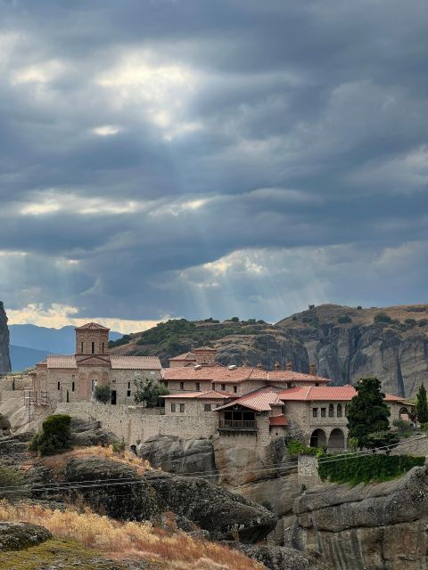 Kalambaka: Meteora Private Guided Tour With Local Guide - Booking