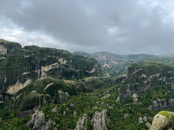 Kalambaka: Meteora Private Guided Tour With Local Guide - Includes