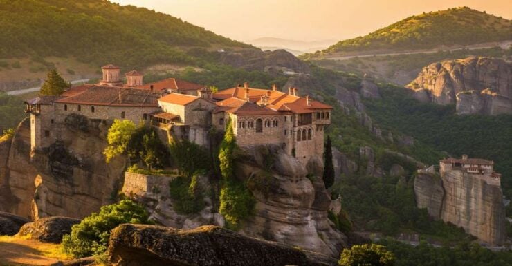Kalambaka Train Station: Meteora Monasteries Tour With Lunch - Tour Details and Highlights