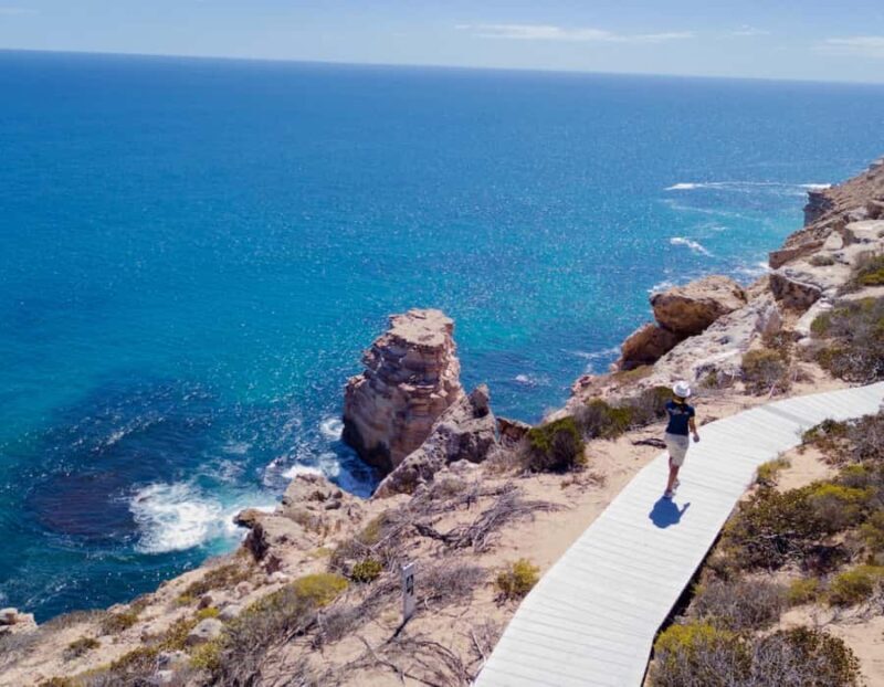 Kalbarri: Pink Lake and Coastal Cliffs Tour - FAQs