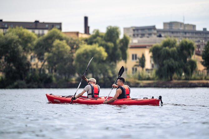 Kalmar: 2-Hour Guided Kayak Tour in City Center - Equipment Provided
