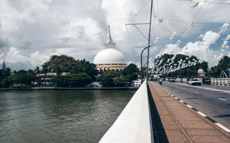 Kalutara: Private City Sightseeing Guided Tour by Tuk Tuk - Good To Know