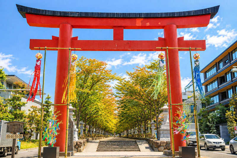Kamakura & Enoshima Day Trip from Tokyo: Tsurugaoka Hachimangu, Hase-dera, Great Buddha & Mt. Fuji Views - Who should book this Kamakura and Enoshima trip?