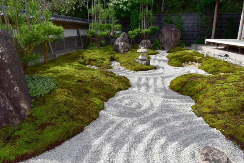 Kamakura: Visit the Great Buddhas & Mysterious Cave Temple - Who Will Love This Tour?