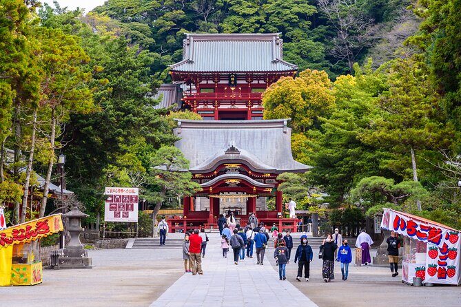 Kamakura & Yokohama: 1-Day Private Van Tour with Hotel Pick-Up - A Day in Kamakura & Yokohama: An In-Depth Review
