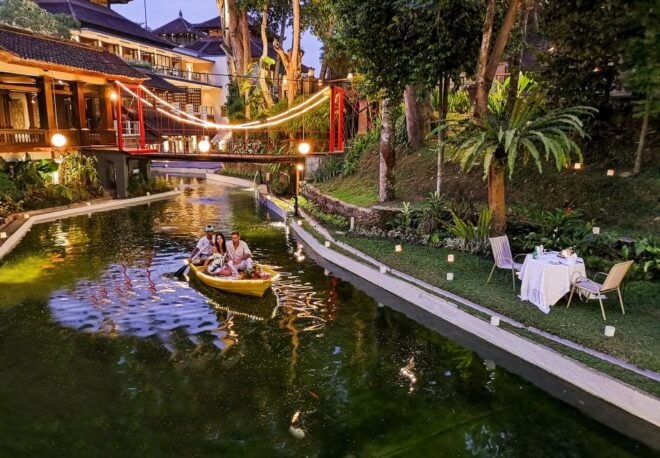 Kamandalu Ubud: Romantic Boat Diner in Tropical Lagoon - Customer Reviews and Special Celebrations