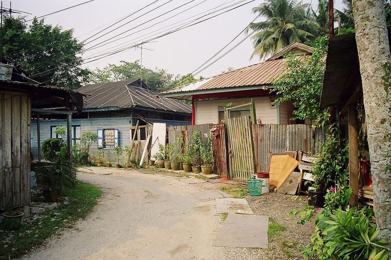 Kampong Lorong Buangkok: Singapore Last Kampong - Meeting Miss Sng Mui Hong