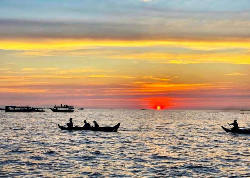 Kampong Phluk Floating Village: Private Sunset Tour - Exploring Kampong Phluk on a Private Sunset Tour: A Detailed Review