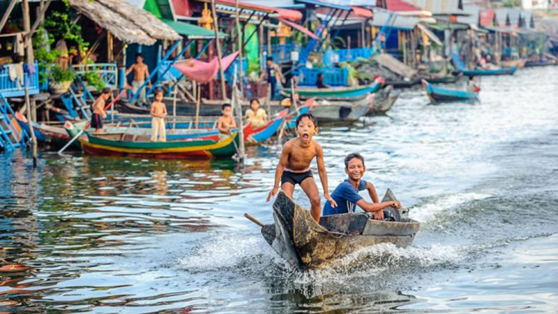 Kampong Phluk Floating Village Sunset Tour - A lake community shaped by the seasons