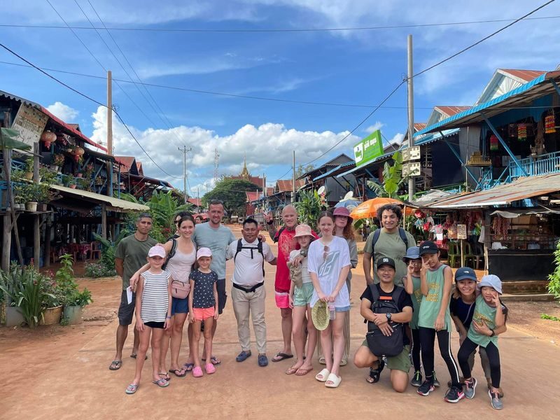 Kampong Phluk Floating Village Sunset Tour - Waiting for sunset on Tonle Sap