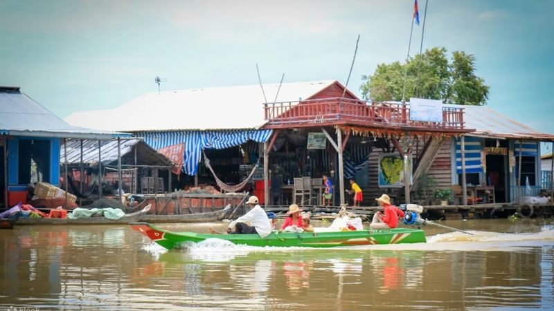 Kampong Pluk Floating Village with Sunset Boat Tour - Who will enjoy this afternoon?