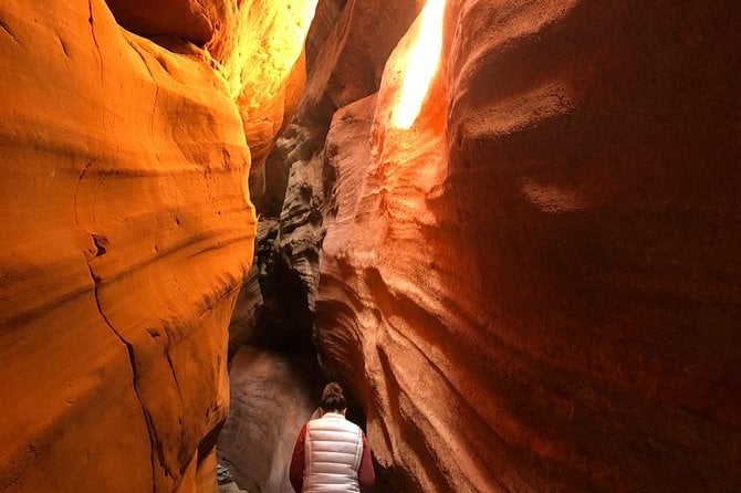 Kanab: Small-Group Peek-A-Boo Hiking Tour  - Zion National Park - Tour Highlights