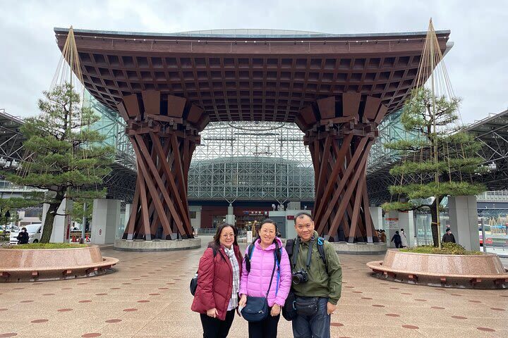 Kanazawa 4hr Private Tour with Government Licensed Guide - What a licensed guide adds