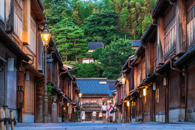 Kanazawa 6hr Full Day Tour With Licensed Guide and Vehicle - Booking and Availability