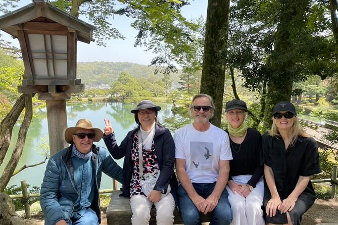 Kanazawa 6hr Full Day Tour With Licensed Guide and Vehicle - Pick-up and Communication