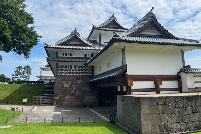 Kanazawa Essentials Private Tour 6 Hours - FAQ