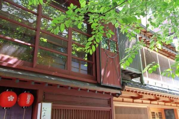 Kanazawa: Full-Day Private Guided Tour - Experience the Historical and Political Center