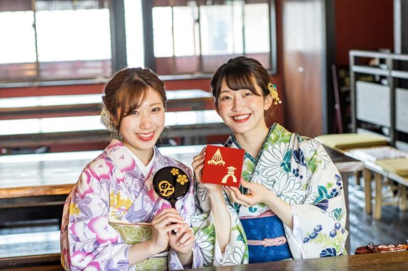 Kanazawa: Gold Leaf Craft Workshop in Higashi Chaya - Good To Know