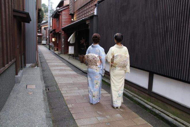 Kanazawa: Highlights Private 6-Hour Tour - Sightseeing in Higashiyama