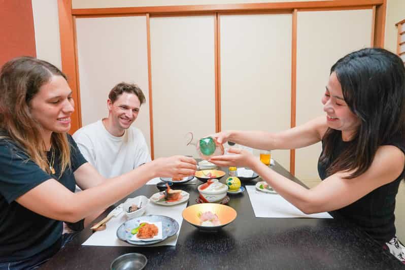 Kanazawa Night Foodie Tour - Exploring the Kanazawa Night Foodie Tour: What to Expect  