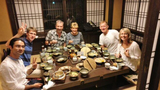 Kanazawa Night Tour With Full Course Meal - Customer Reviews and Opinions