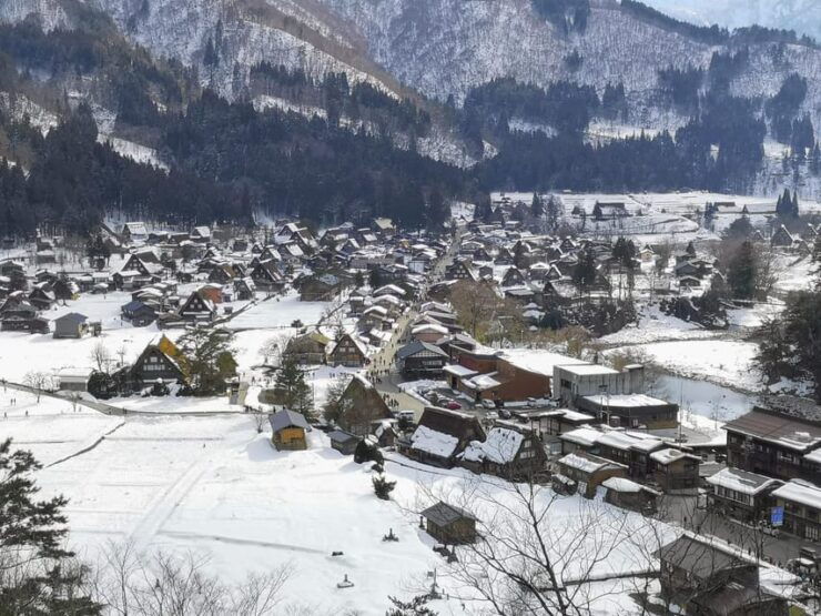 Kanazawa: Nostalgic Shirakawa-go & Kanazawa Tour - Itinerary Highlights