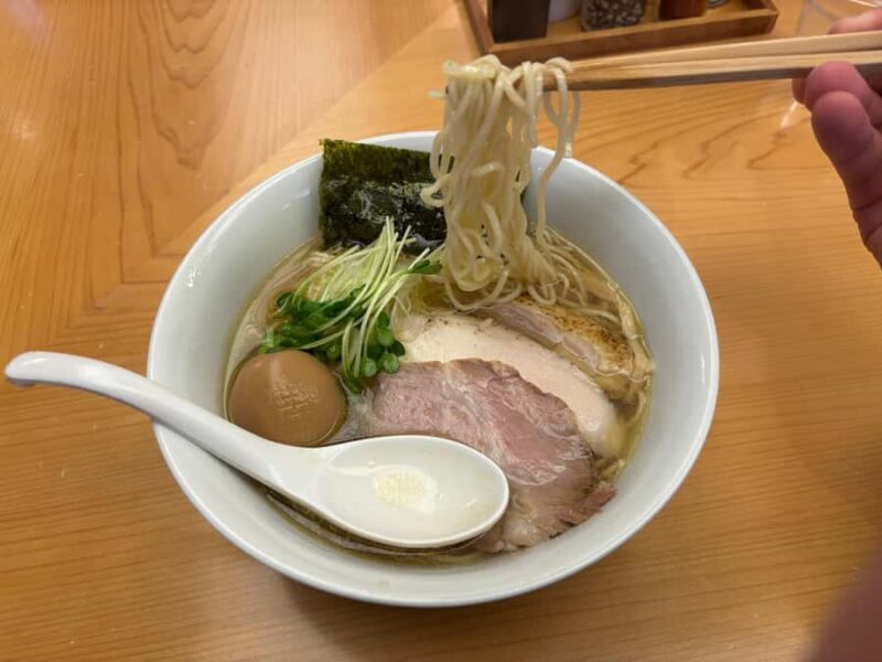 Kanazawa: Omicho Market Tour with Ramen Tasting - Why This Tour Works