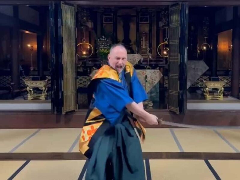 Kanazawa: Samurai Swordsmanship Lesson at a rented temple - Good To Know