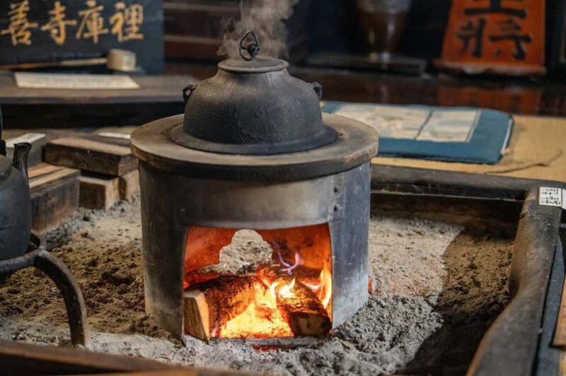 Kanazawa: Shirakawa-go & Metal-Casting Private Day Trip - FAQ