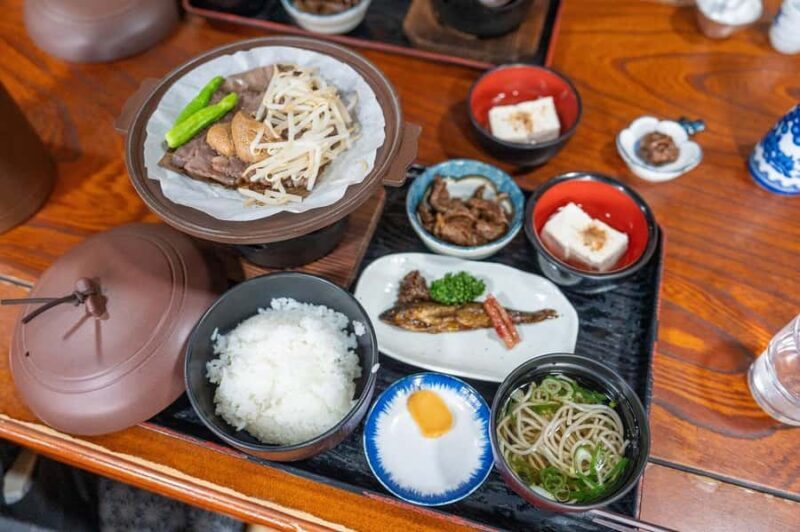 Kanazawa: Shirakawa-go Private Day Trip with Lunch - Good To Know