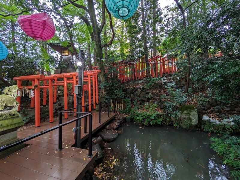 Kanazawa Walking Tour: Gold Leaf, Japanese Sweets and Ninja Stars - Shrines, art and quieter cultural stops
