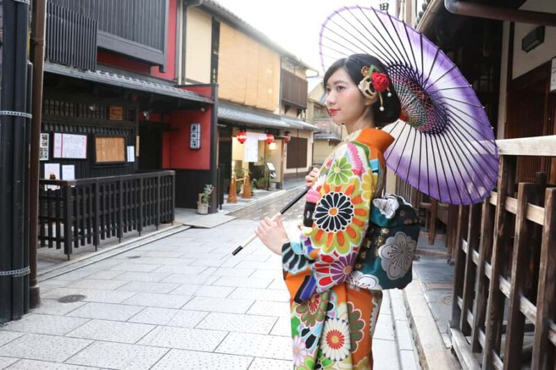 Kanazawa:Family-Friendly Kimono & Yukata Experience at WARGO - The Cultural and Photo Opportunities