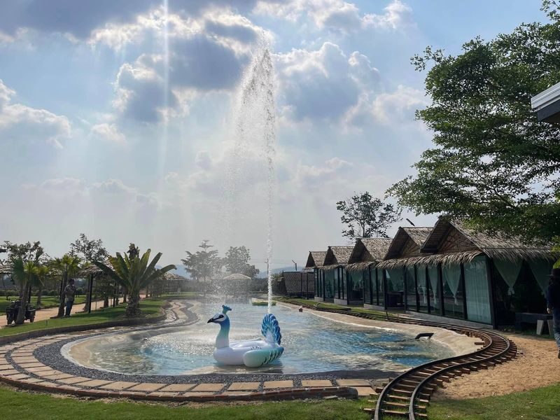 Kanchanaburi Safari Park & River Kwai Bridge Full-Day Private Tour - Before you go