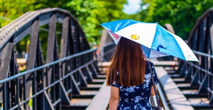 Kanchanaburi: Sightseeing Tour With Amphawa Market - Tour Overview