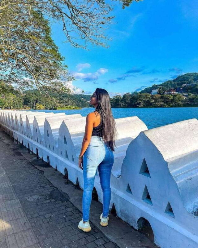 Kandy: 2-Day Tour Kandy ,Ambuluwawa Tower with Accommodation - Good To Know