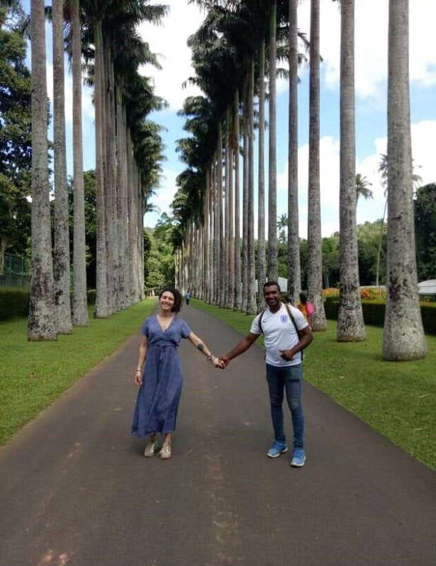 Kandy: Ambuluwawa Heights Tuk Tuk Tour with Guide - Craftsmanship and Natural Wonders