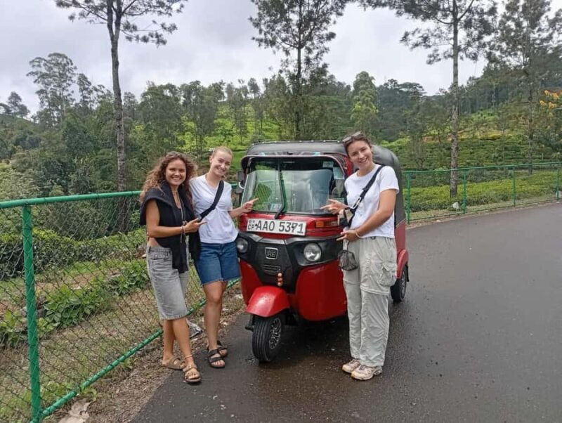 Kandy: Ambuluwawa Tower, Ramboda Falls & Tea Factory Tour - Discovering the Highlights of Sri Lanka’s Hill Country: A Complete Review of the Kandy: Ambuluwawa Tower, Ramboda Falls & Tea Factory Tour
