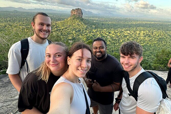 Kandy City Private Luxury Transport Tour full Day - Transportation and Comfort