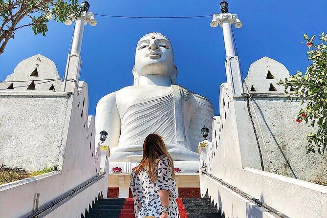 Kandy City Sightseeing and Ambuluwawa Tower by Tuk Tuk Tour - Detailed Breakdown of the Itinerary