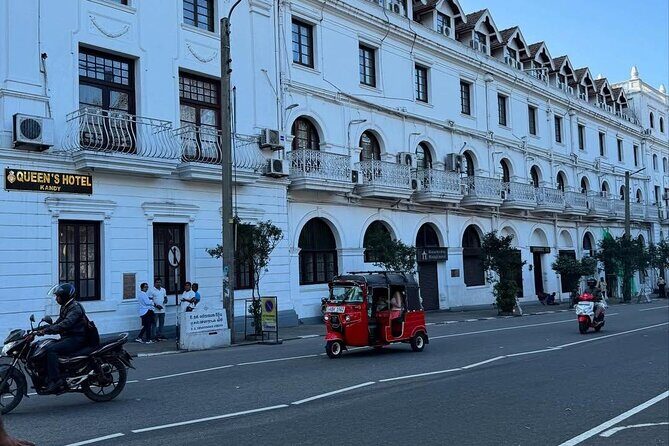 Kandy City Tour by Tuk Tuk - FAQ