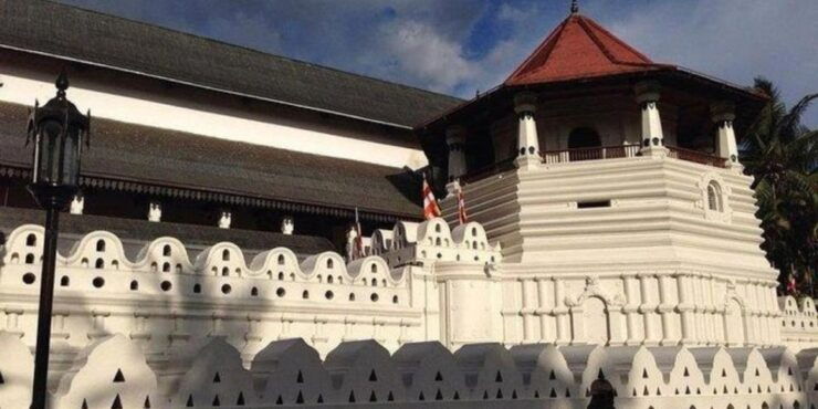 Kandy: City Tour by Tuk-Tuk! - Booking Details