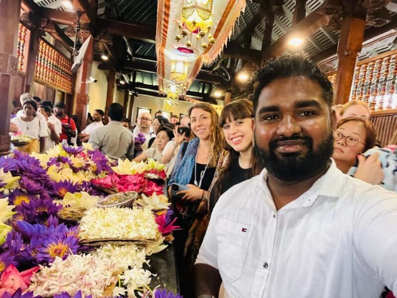 Kandy City Tour :Cover 13+ Places Within a Single Day - An Informed Look at the Kandy City Tour