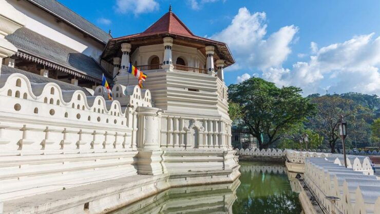 Kandy City Walk With a Local (Private 5-Hour Tour) - Tour Duration and Highlights