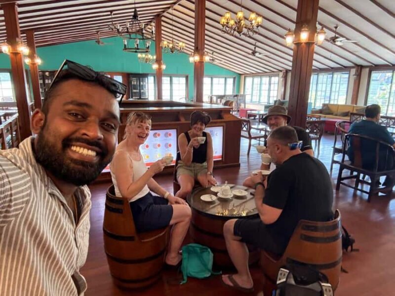 Kandy: Colonial History, War Cemetery & Royal Gardens Tour - Authentic Experiences and Local Insights from Reviews