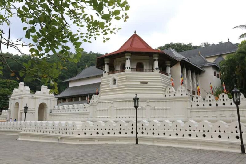 Kandy: Cultural Tour, Temple of Tooth Relic,Ultimate Temples - Authentic Insights from Past Participants